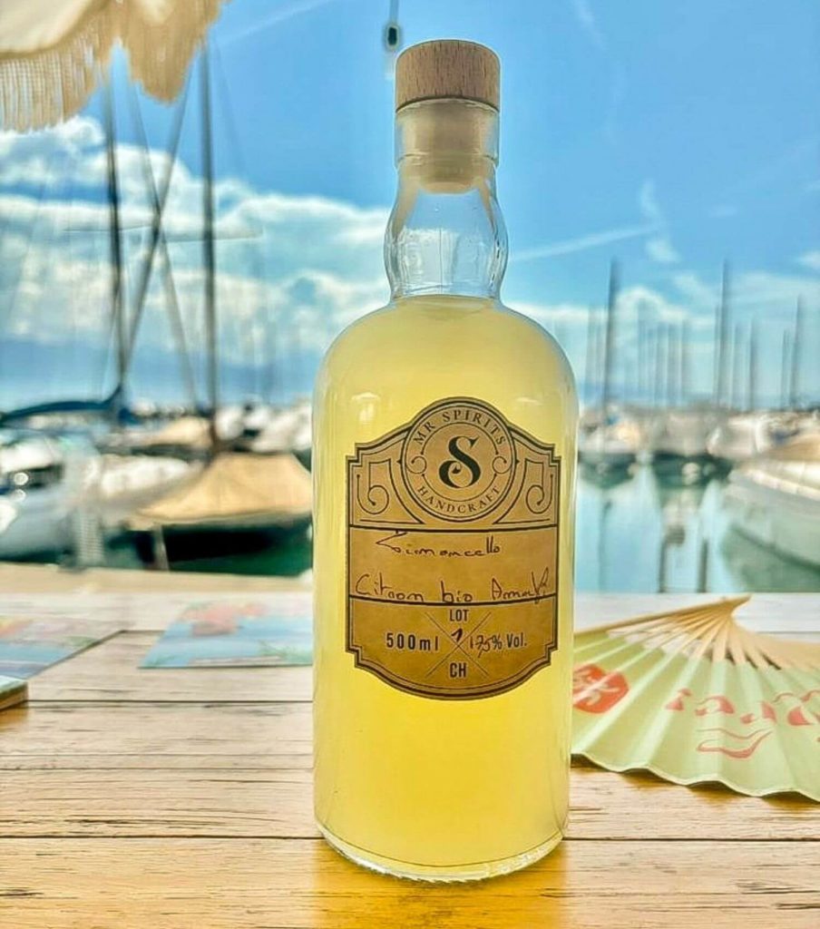 Limoncello Mr Spirits fait maison préparé pour les événements